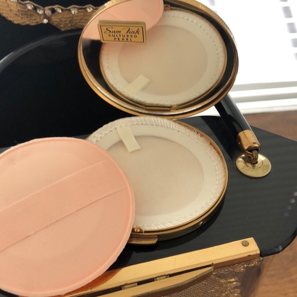 Sam Fink Compact w Cultured Pearl - Picture 5 of 9